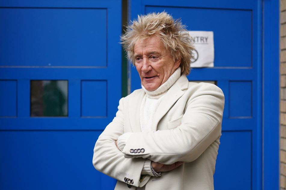 Mr. "Do Ya Think I'm Sexy" Rod Stewart rockt am Freitag die Quarterback Immobilien Arena.