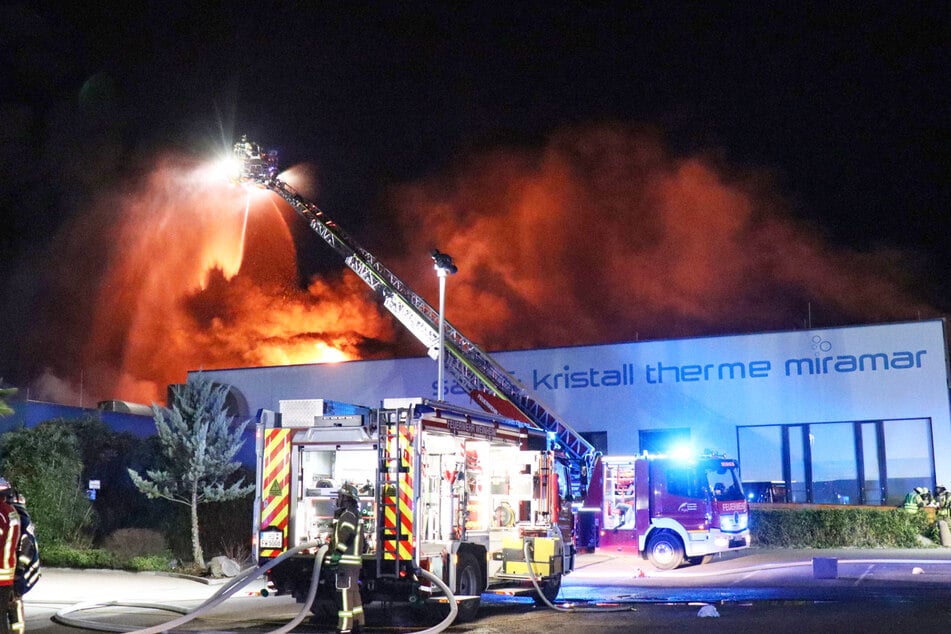 Die Feuerwehr war mehr als 15 Stunden im Einsatz.