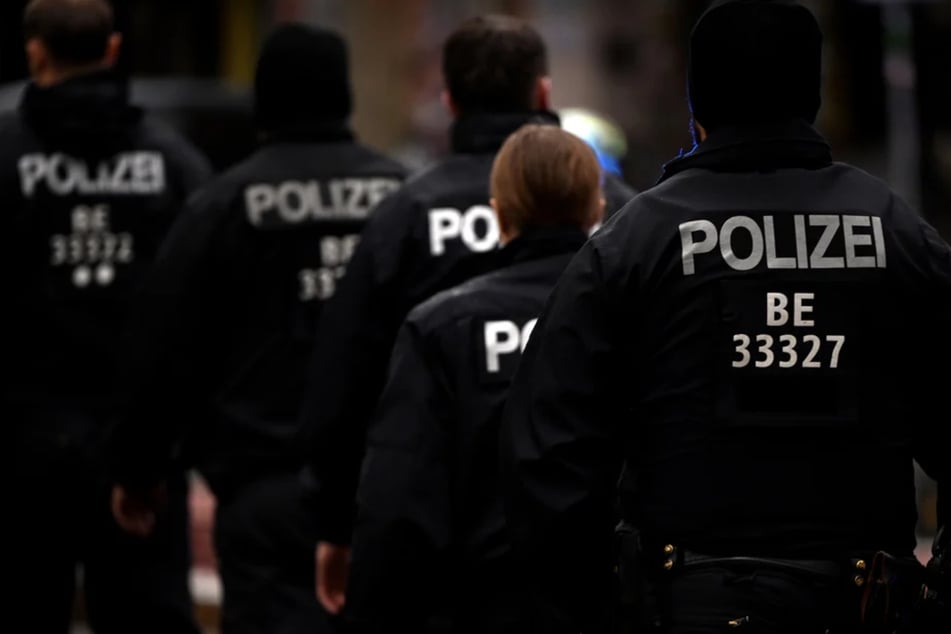 Bei dem internationalen Einsatz gegen Telefonbetrug gab es zwei Festnahmen. (Symbolbild)