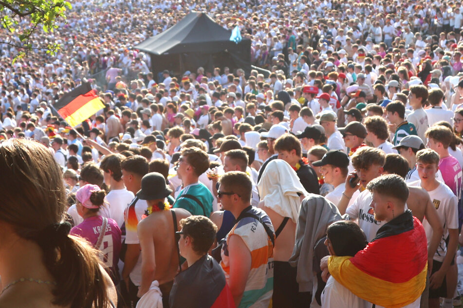 Die Münchner Fanzone ist stets gut besucht - oft zu gut.