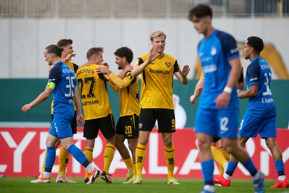 Vincent Vermeij und seine Kollegen jubeln über das 3:0.
