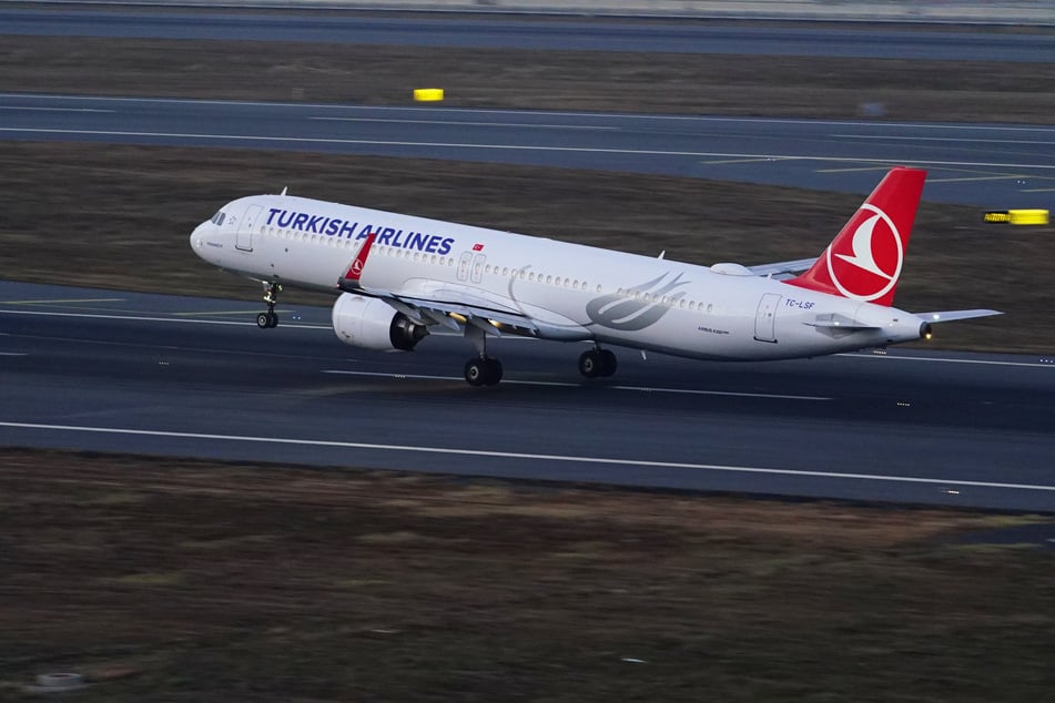 An Bord eines A321 der Turkish Airlines befindet sich möglicherweise ein Sprengsatz. (Symbolfoto)
