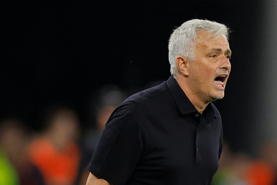 Nach Schiri-Ausraster bei EL-Finale: UEFA sperrt Star-Coach Jose Mourinho!