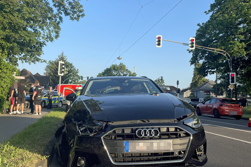 Ein betrunkener Audi-Fahrer verursachte am Samstagabend einen schweren Unfall.
