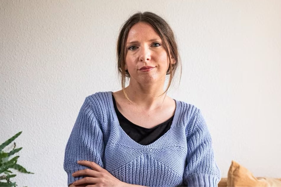 Marlen Hobrack (38) wird bereits in ihrer Jugend aufgrund des sozialen Status ihrer Eltern unfair behandelt.