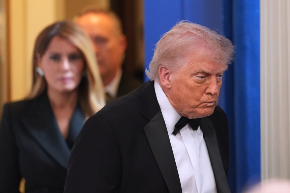 US-Präsident Donald Trump (79) und First Lady Melania (56) sprachen kurz nach dem Angriff auf einer Pressekonferenz.