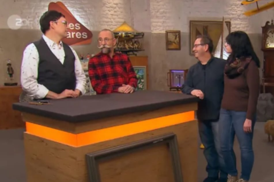 Bares für Rares: "Bares für Rares": ZDF-Experte deckt dreiste Fälschung auf, Firma aus Dresden beteiligt