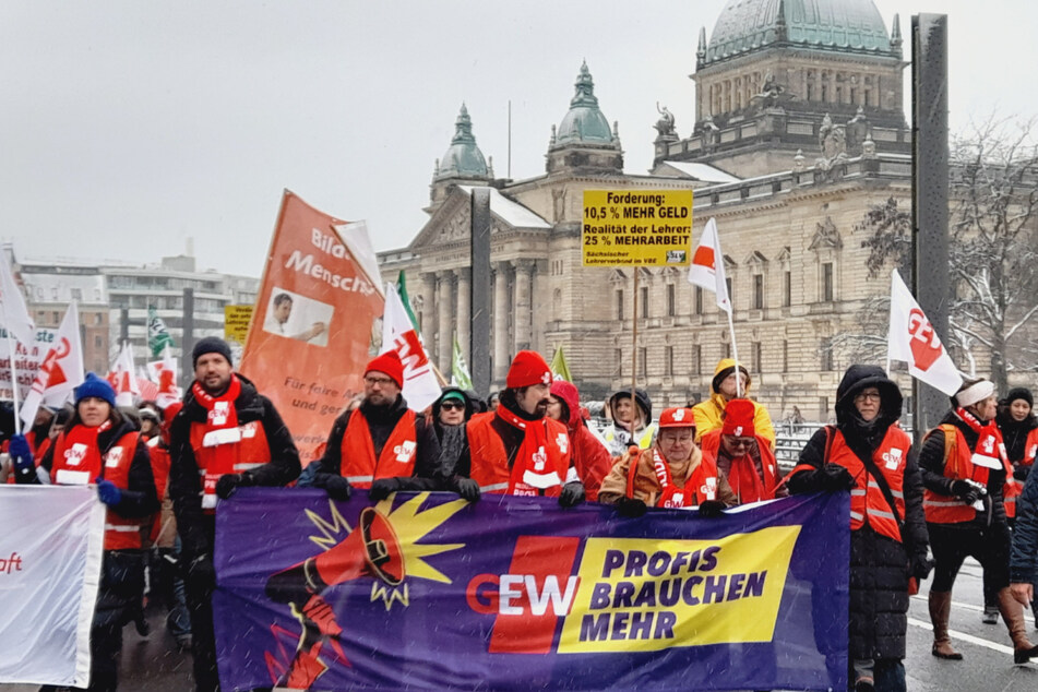 Schon am Dienstag wurde in Sachsen gestreikt - Kundgebung und Demo in Leipzig inklusive.