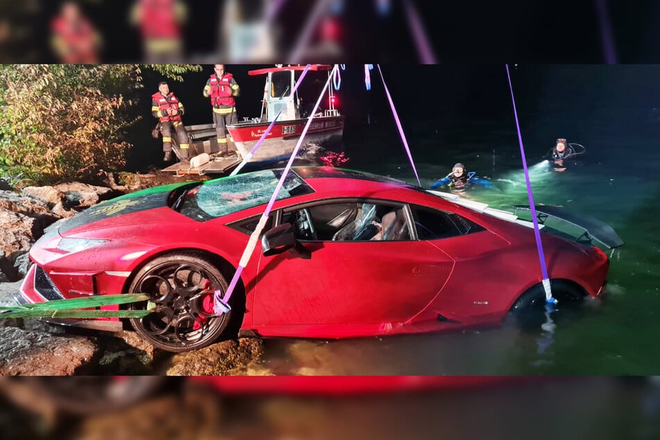 Der Schaden am Lamborghini ist äußerlich gering. Doch in fünf Metern Tiefe könnte das Wasser in dem Sportwagen großes Chaos angerichtet haben.