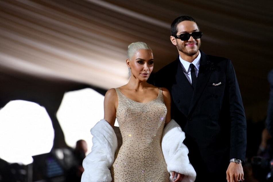 Kim Kardashian (l.) and Pete Davidson reportedly had a low-key time in their hotel love nest in Australia.