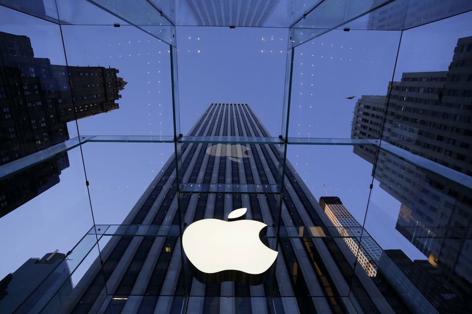 Mit iPhone & Co. wurde Apple zum milliardenschweren Konzern (Foto: @Mark Lennihan/AP/dpa).
