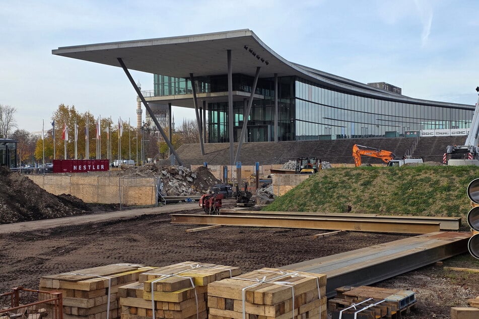 Heute ist an dem ehemaligen Standort eine Baugrube zu sehen.