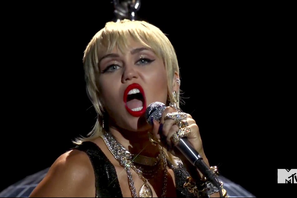 Miley Cyrus (27) hatte eine Begegnung der dritten Art.