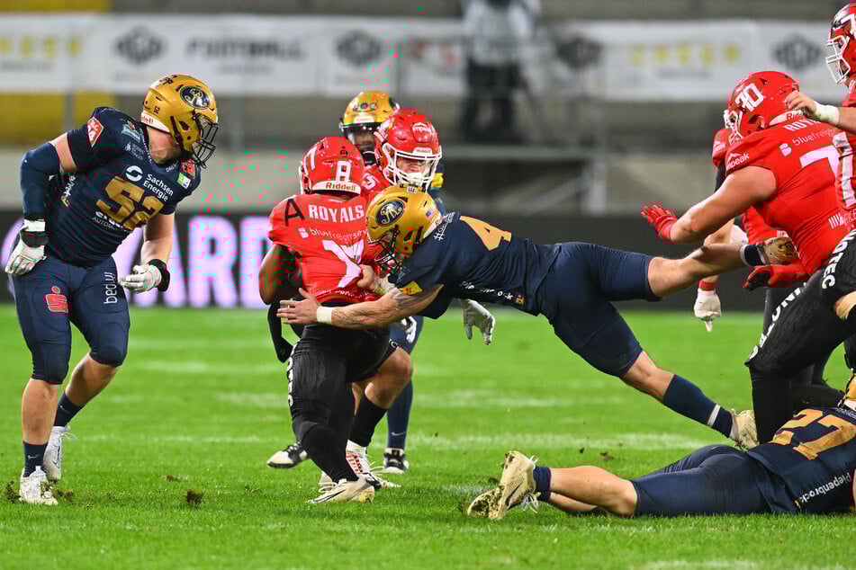 Kein Kind von Traurigkeit: Logan Mobelini (23, M.) packt ordentlich zu.