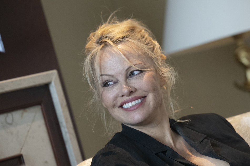 Pamela Anderson (56) spielte unter anderem auch im Film "Scary Movie 3" mit.