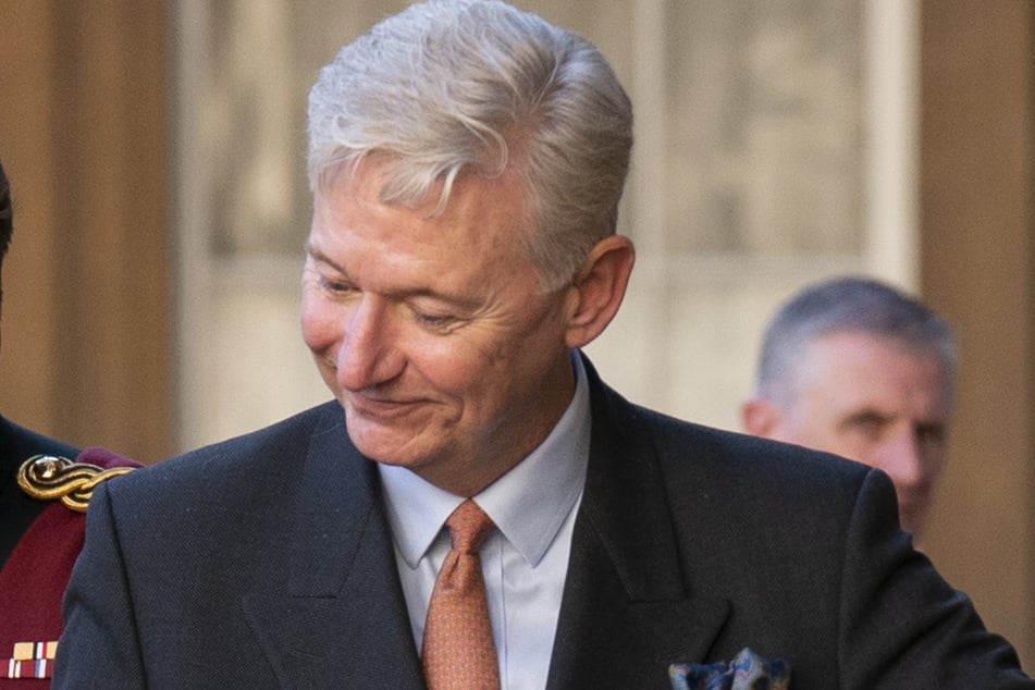 Sir Clive Alderton (59) wird im kommenden Jahr von seinem Amt zurücktreten.