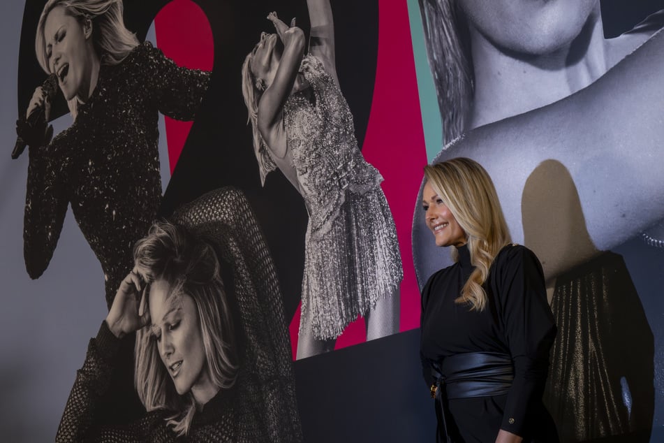 Helene Fischer nimmt an einem Fototermin vor Beginn der Pressekonferenz zu ihrer Tour 2026 teil.