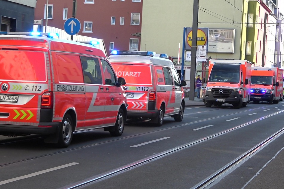 Zahlreiche Rettungskräfte waren vor Ort.
