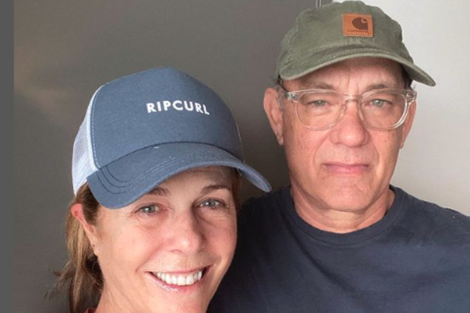 Tom Hanks (r.) and Rita Wilson are the ultimate couple goals after the latter came to his wife's defense.