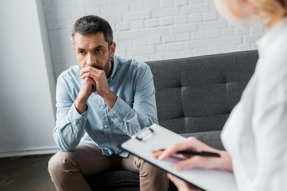 Die Expertin rät, auch die psychische Gesundheit im Blick zu behalten. Ein Gesprächstherapie kann dabei durchaus helfen. (Symbolbild)