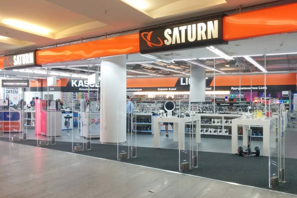 Saturn Darmstadt auf dem Ludwigsplatz 6.