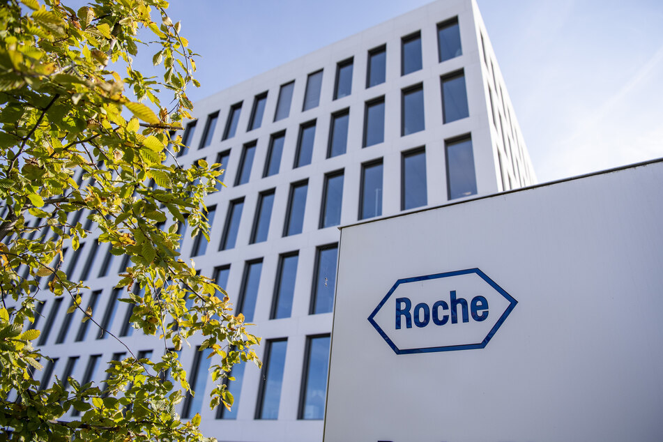 Der Sitz von Roche Diagnostics International AG. Der Pharmariese Roche legt nun interessante Daten bezüglich der Wirksamkeit von Antikörper-Mitteln vor.