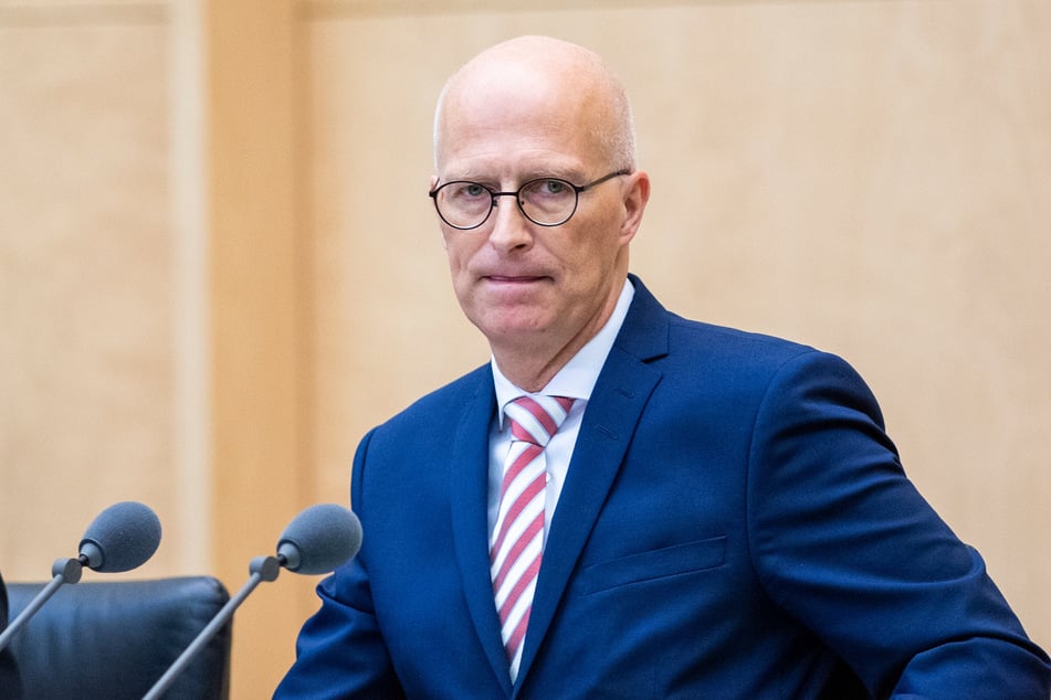 Hamburgs Erster Bürgermeister Peter Tschentscher (56, SPD) ist seit Dienstag nun auch Bundesratspräsident. Er wird das Amt für ein Jahr bekleiden.