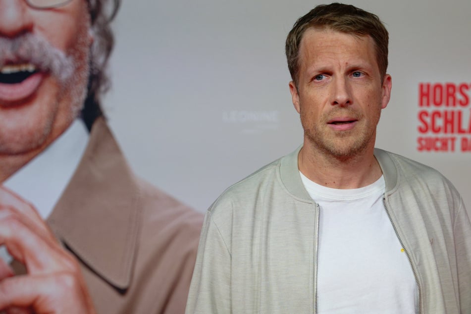 "Knutschend durchs Phantasialand gezogen": Oliver Pocher spricht über Büchner-Gerüchte