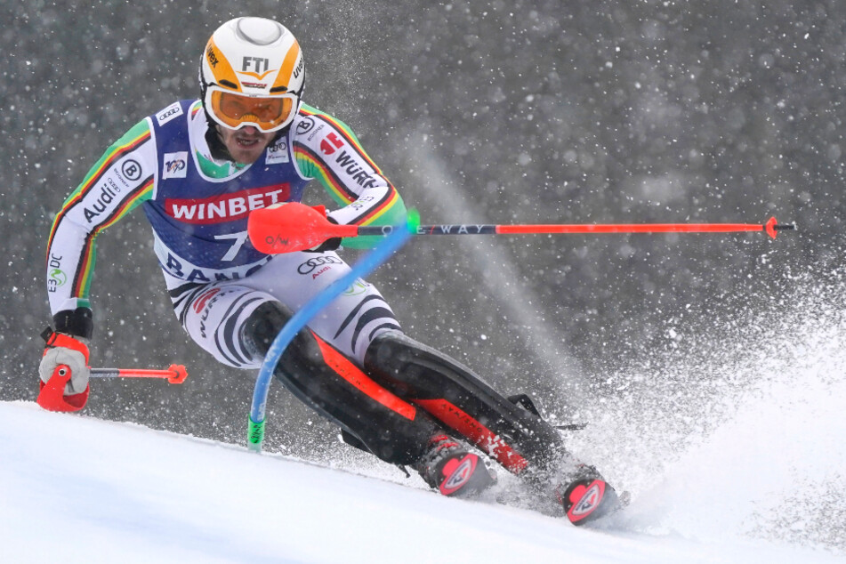 Das deutsche Ski-Ass Linus Straßer (31) erwischte in Bulgarien keinen guten Startplatz und kann den Abbruch nachvollziehen.