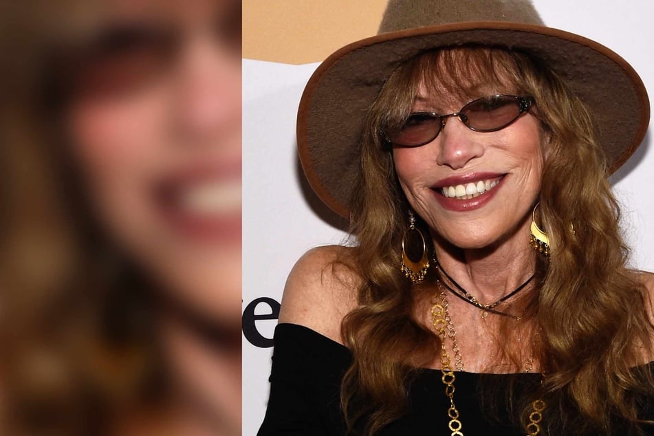 Singer-songwriter Carly Simon attends the 2016 Pre-GRAMMY Gala and Salute to Industry Icons honoring Irving Azoff at The Beverly Hilton Hotel on February 14, 2016, in Beverly Hills, California.