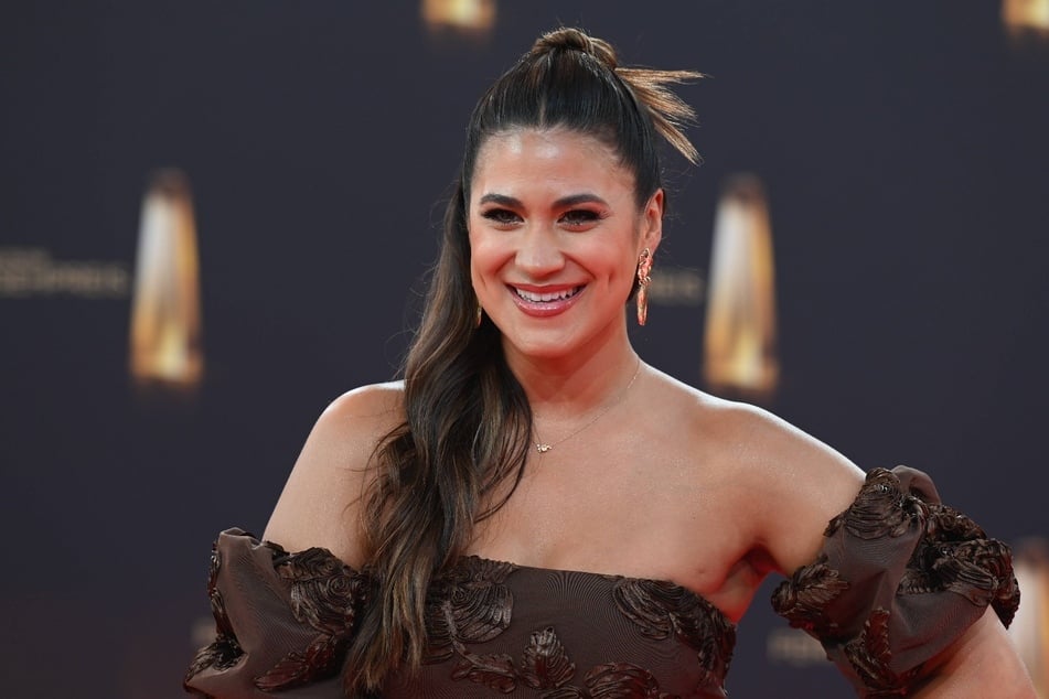 Hat wieder gut lachen: RTL-Moderatorin Steffi Brungs (36).