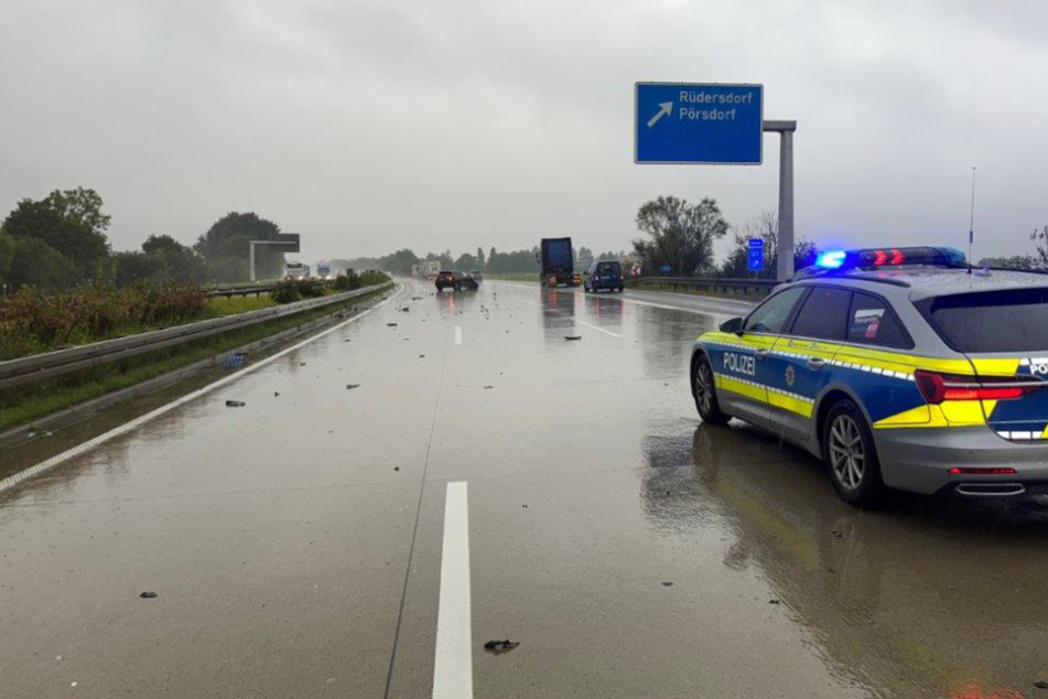 Die Unfallflucht des Mannes führte zu einer Vollsperrung der A4 in Richtung Frankfurt.