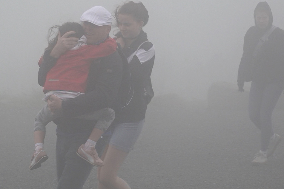 Auf dem Brocken, dem höchsten Berg im Harz, gab es am Sonntag orkanartige Böen.
