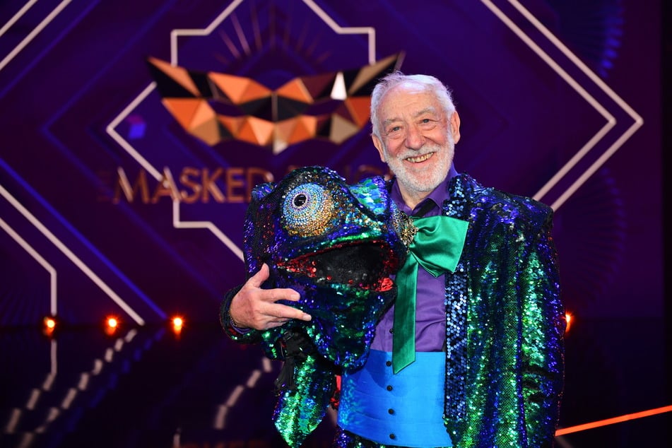 Er fühlt sich in so vielen Rollen wohl: Dieter Hallervorden (86) hat bei "The Masked Singer" scheinbar wieder Gefallen am Gesang gefunden.