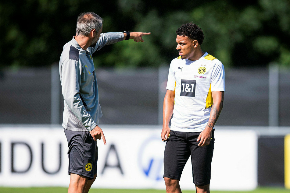 Zwei Neue unter sich: Trainer Marco Rose (44, l.) und Donyell Malen (22).