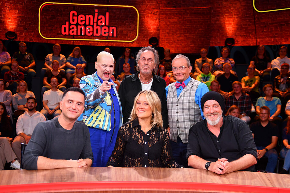Die Rätselshow "Genial Daneben" kehrt mit einer zweiten Staffel zurück.