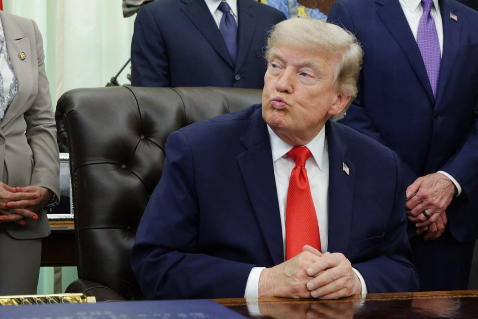 A US appeals court on Thursday extended its pause of a lower ruling that declared President Donald Trump's 10% global tariff illegal.