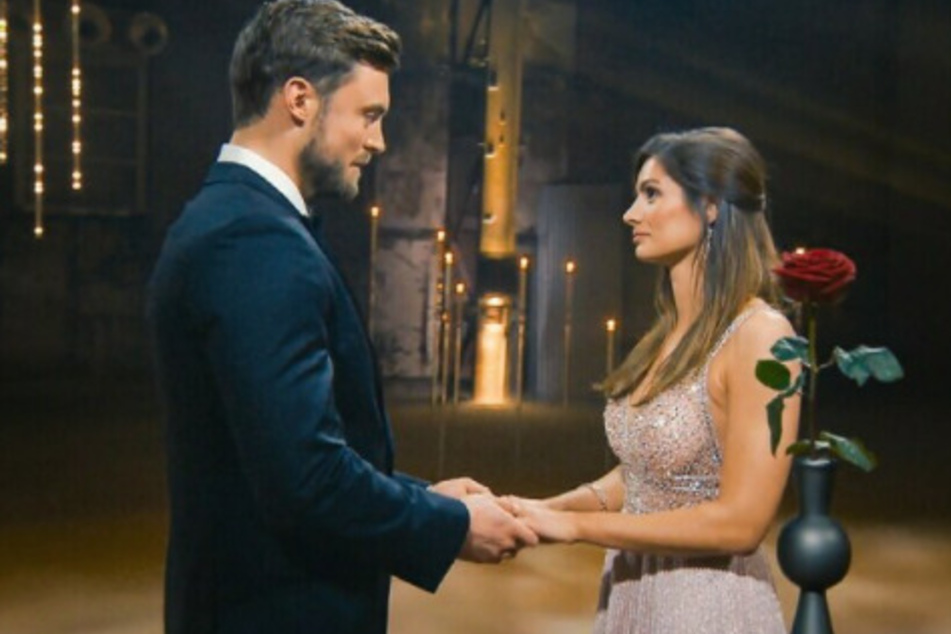 Bachelor: Bachelor Niko Griesert und Michelle de Roos mit freudigen Neuigkeiten!