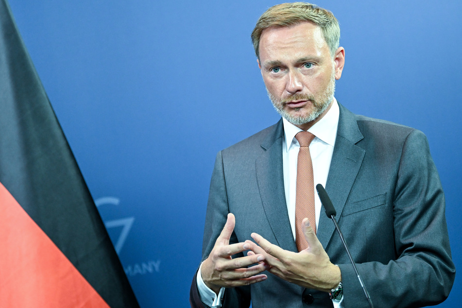 Bundesfinanzminister Christian Lindner (43, FDP) bekommt mächtig sein Fett weg.