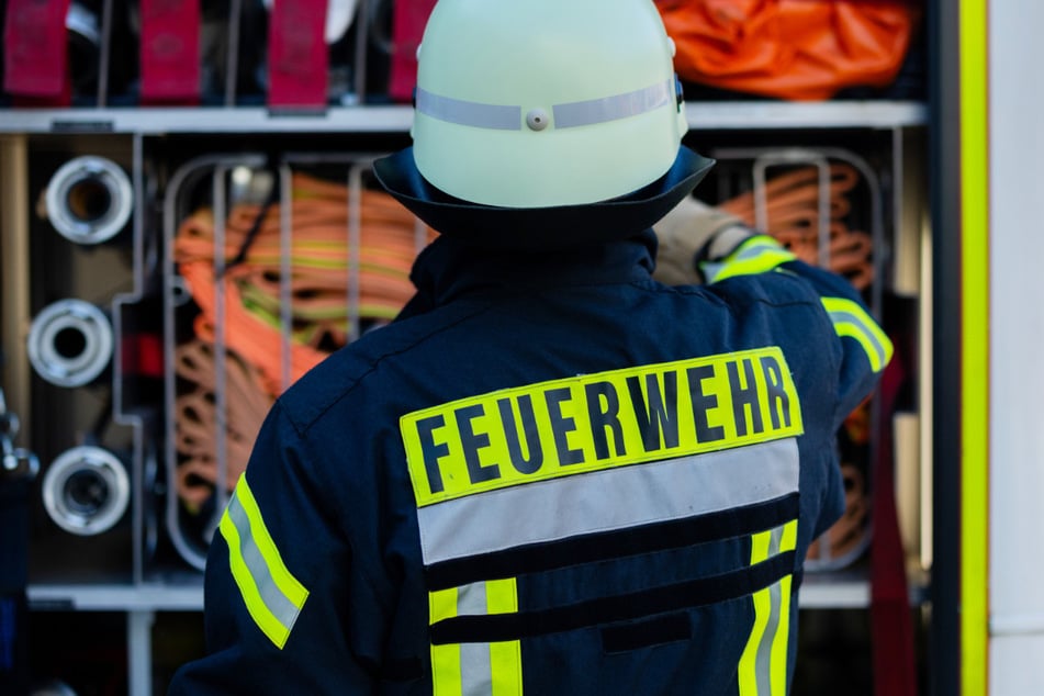 Die Feuerwehr rückte am Freitagnachmittag in die südliche Innenstadt von Halle aus. (Symbolbild)