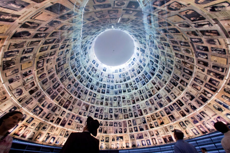 Die Halle der Namen in Yad Vashem ist der Aufbewahrungsort der Namen von Opfern des Holocaust.