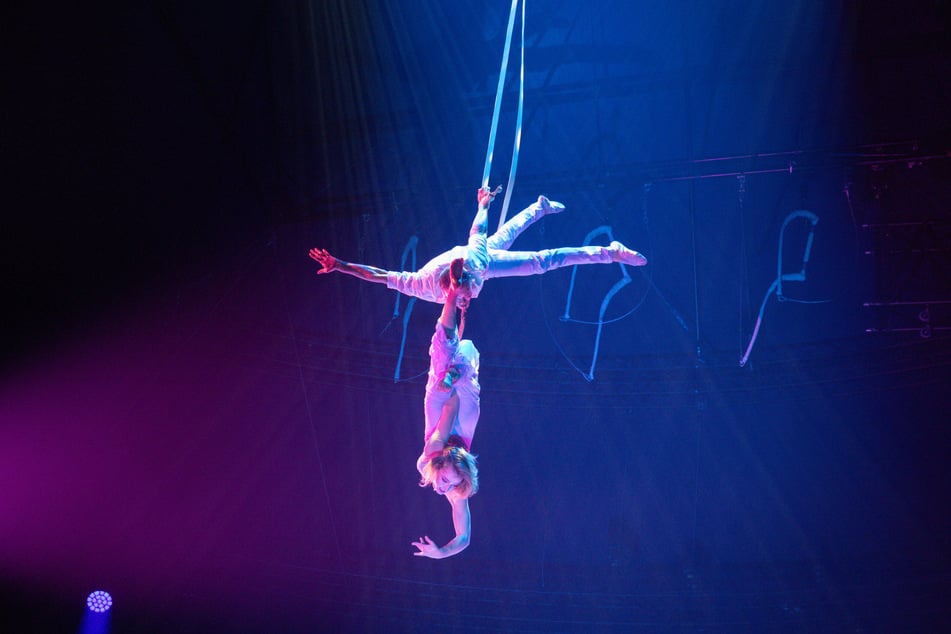 Die beiden Artisten verletzten sich bei dem Sturz aus zehn Metern Höhe schwer. (Archivbild)