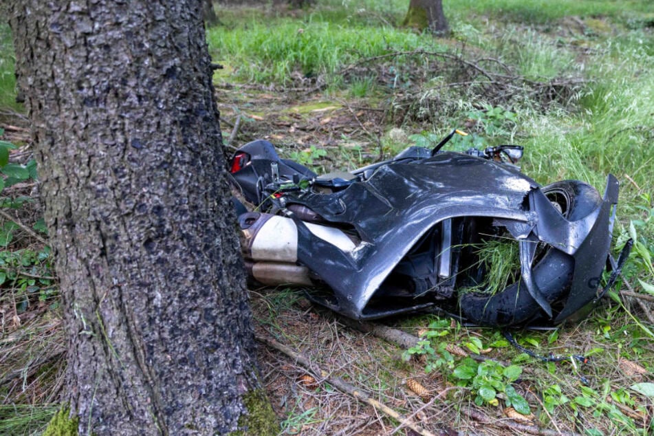 Biker stirbt nach schwerem Motorrad-Unfall