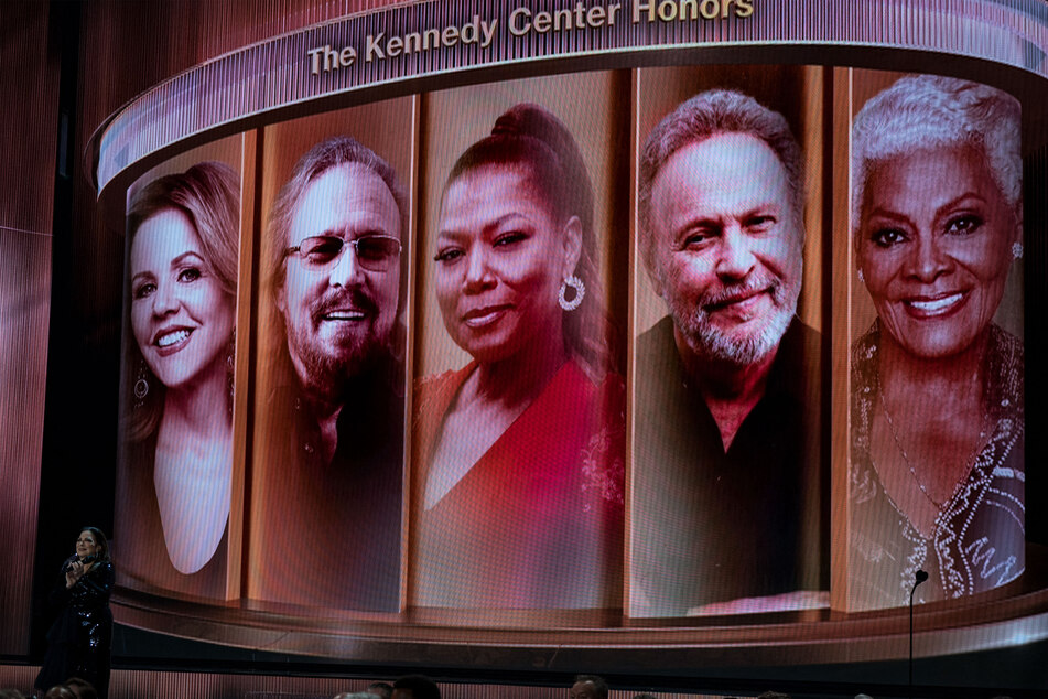 The 2023 Kennedy Center Honors honorees included (from l to r) Renee Fleming, Barry Gibb, Queen Latifah, Billy Crystal and Dionne Warwick.