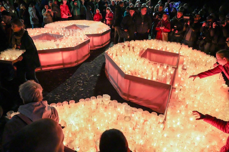 Leipzig: Leipzigs Innenstadt soll erstrahlen: Das erwartet Euch dieses Jahr beim Lichtfest
