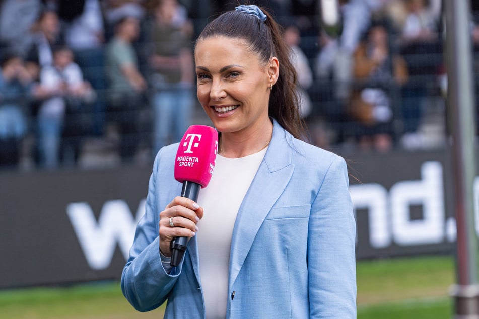 Kamila Benschop (39) ist eine der Field-Reporterinnen bei der WM.
