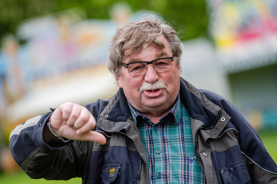 Schausteller Klaus Illgen (74) ist bestürzt über die mögliche Kät-Absage.