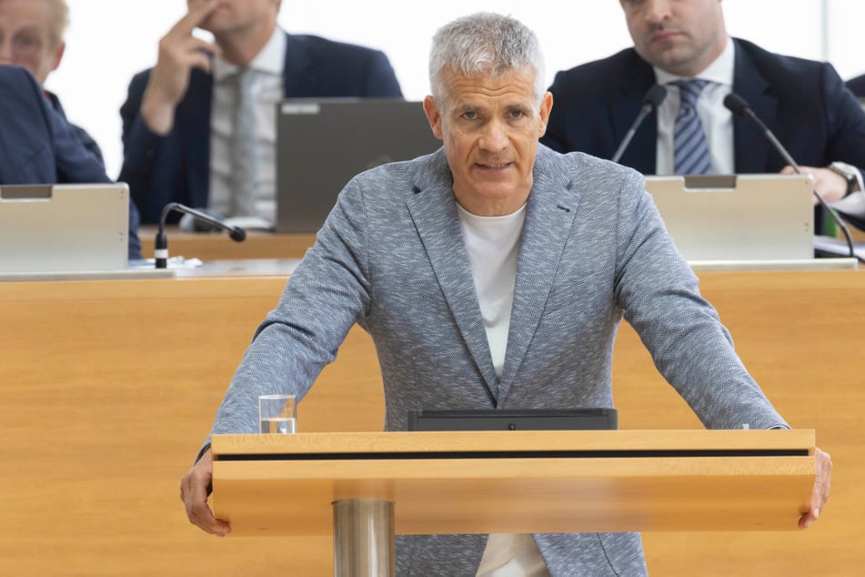 Der fraktionslose Abgeordnete Matthias Berger (57) übt harsche Kritik an den Plänen zur Erhöhung der Diäten.