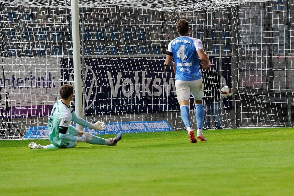 Bitter! In der 86. Minuten kassierte der CFC das Gegentor.