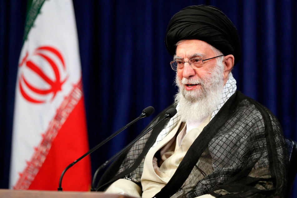 Ajatollah Ali Chamenei (84), Oberster Führer und geistliches Oberhaupt des Iran.